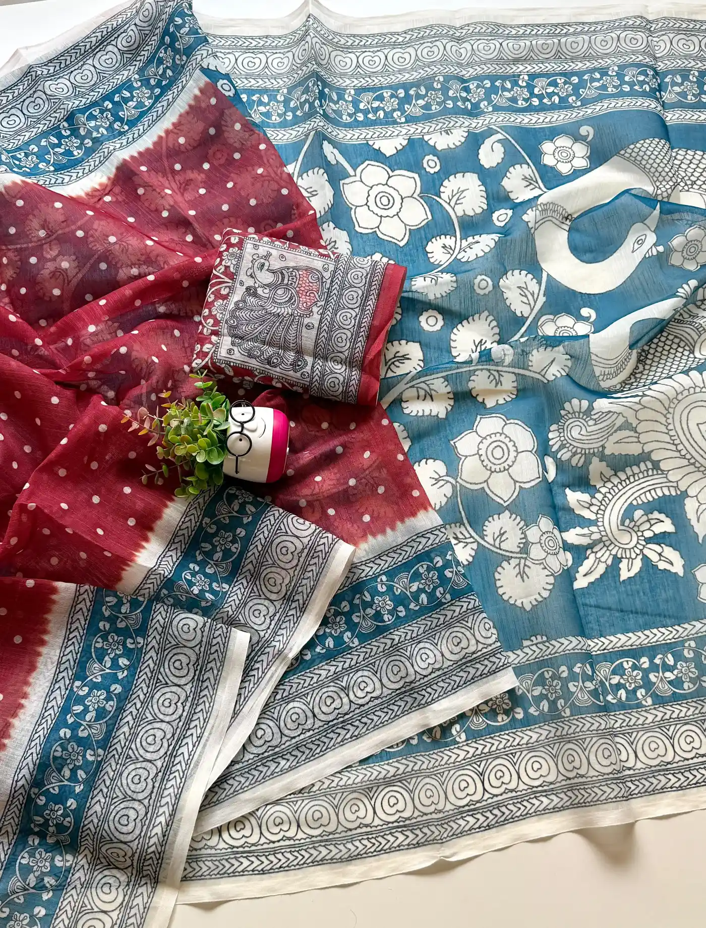 Soft Cotton Linen Fabric Witn Beautiful Floral Digital Print Saree